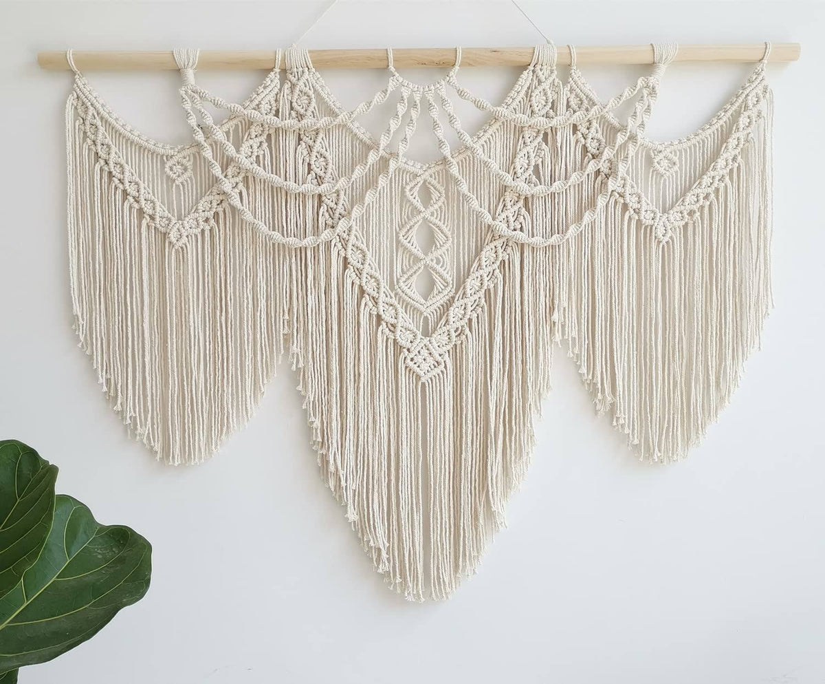 guzhiou Large Macrame Wall Hanging - Boho Tapestry Macrame Wall Decor Art- Chic Bohemian Handmade Woven Tapestry Home Decoration for Bed